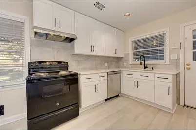 465 Windsor Parkway, Atlanta, GA 30342 - Photo 15