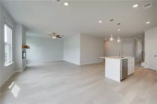 7 Camellia Dr, Fairburn, GA 30213 - Photo 13