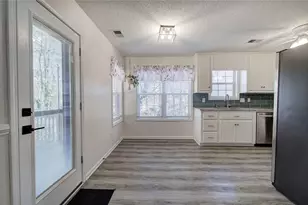 221 MacKenzie Ct, Canton, GA 30115 - Photo 11