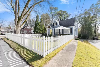 401 Ridgewood Avenue, Gainesville, GA 30501 - Photo 9