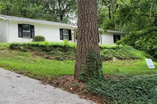 2888 Parrott Ave NW, Atlanta, GA 30318 - Photo 1