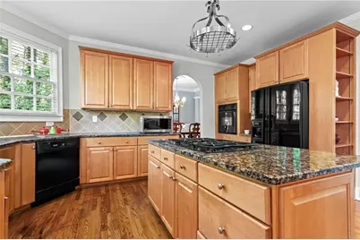 1169 Dawn View Lane NW, Atlanta, GA 30327 - Photo 15