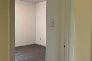 6354 Shannon Pkwy, Union City, GA 30291 - Photo 15