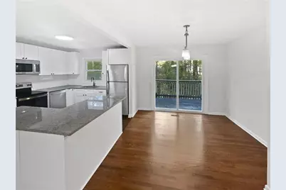 4640 Elm Ridge Court, Stone Mountain, GA 30083 - Photo 11