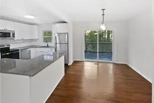 4640 Elm Ridge Ct, Stone Mountain, GA 30083 - Photo 11