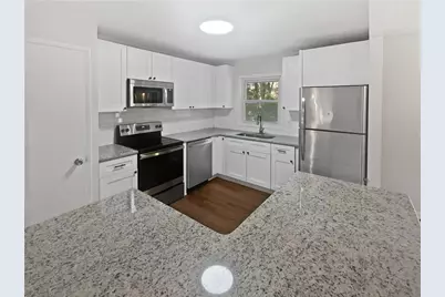 4640 Elm Ridge Court, Stone Mountain, GA 30083 - Photo 9