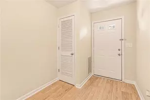 364 Eagle Tiff Dr, Sugar Hill, GA 30518 - Photo 3