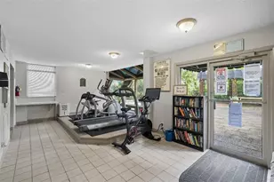 2285 Peachtree Rd NE, Atlanta, GA 30309 - Photo 15