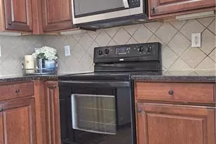 2190 Landing Walk Dr, Duluth, GA 30097 - Photo 13