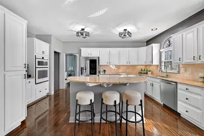 708 Vinings Estates Drive SE, Mableton, GA 30126 - Photo 9