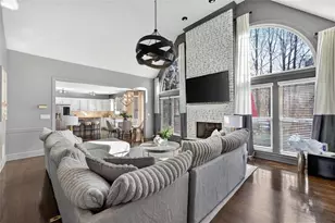 708 Vinings Estates Dr SE, Mableton, GA 30126 - Photo 17