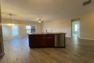 1053 Sutherland Dr, Winder, GA 30680 - Photo 7