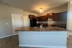 1053 Sutherland Dr, Winder, GA 30680 - Photo 3