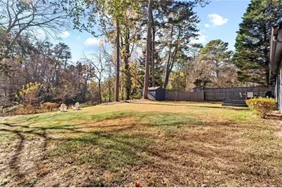 1333 Victor Road NE, Atlanta, GA 30324 - Photo 3