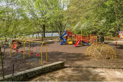 1333 Victor Road NE, Atlanta, GA 30324 - Photo 33