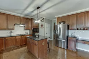 6635 Hampton Rock Ln, Cumming, GA 30041 - Photo 9