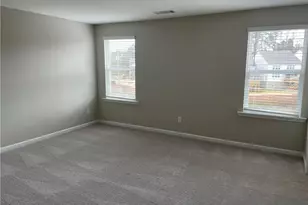 4636 Waxwing St, Hoschton, GA 30548 - Photo 9