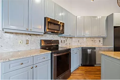 3235 Roswell Road #818, Atlanta, GA 30305 - Photo 11