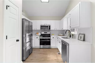 1061 Fishback Way, Sugar Hill, GA 30518 - Photo 9