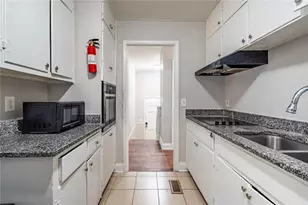 367 Camelot Pkwy, Jonesboro, GA 30236 - Photo 5