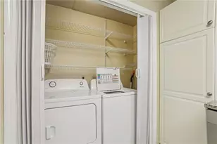 208 Bainbridge Dr, Atlanta, GA 30327 - Photo 11