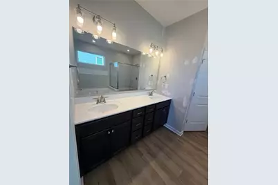 713 Crystal Lake Parkway, Hoschton, GA 30548 - Photo 3