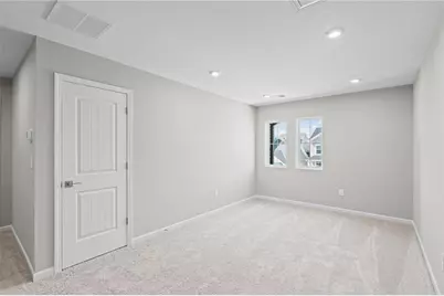 713 Crystal Lake Parkway, Hoschton, GA 30548 - Photo 31