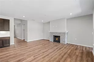 713 Crystal Lk Pkwy, Hoschton, GA 30548 - Photo 15