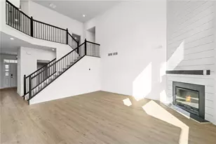 737 Crystal Lk Pkwy, Hoschton, GA 30548 - Photo 5