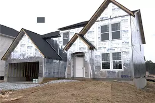 737 Crystal Lk Pkwy, Hoschton, GA 30548 - Photo 1