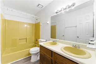 2130 Fieldstone View Ct SE, Conyers, GA 30013 - Photo 11