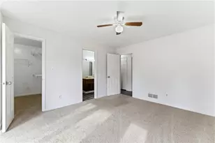 2130 Fieldstone View Ct SE, Conyers, GA 30013 - Photo 13