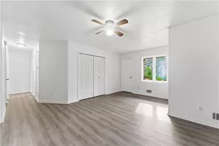 2130 Fieldstone View Ct SE, Conyers, GA 30013 - Photo 3