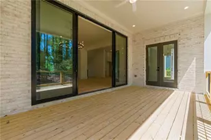 816 Hillwood Dr, Marietta, GA 30068 - Photo 23