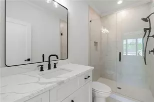 816 Hillwood Dr, Marietta, GA 30068 - Photo 57