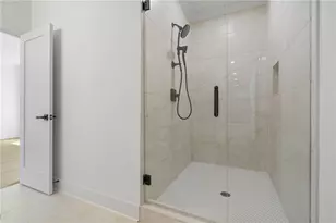 816 Hillwood Dr, Marietta, GA 30068 - Photo 71