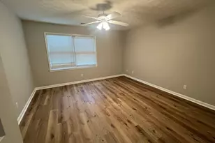 462 Peachtree Ridge Dr, Lawrenceville, GA 30043 - Photo 11