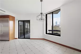 2660 Peachtree Rd NW, Atlanta, GA 30305 - Photo 11