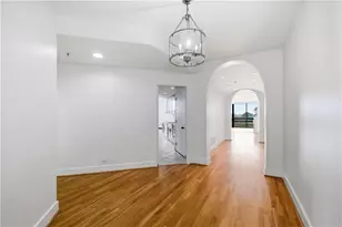 2660 Peachtree Rd NW, Atlanta, GA 30305 - Photo 1