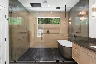 2454 Caladium Dr NE, Atlanta, GA 30345 - Photo 37