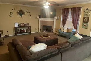 4176 Round Stone Dr, Snellville, GA 30039 - Photo 7