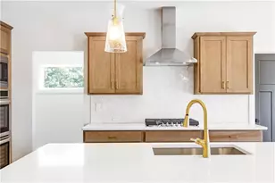 102 Red Oak Ln, Carrollton, GA 30116 - Photo 11