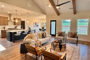 102 Red Oak Ln, Carrollton, GA 30116 - Photo 9