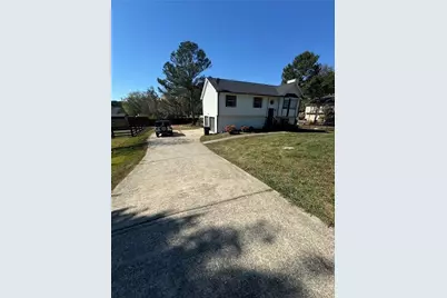 2911 Highpoint Road, Snellville, GA 30078 - Photo 25
