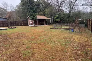 837 Parkstone Dr, Stone Mountain, GA 30083 - Photo 37