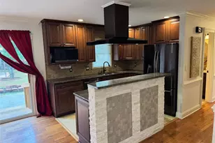 837 Parkstone Dr, Stone Mountain, GA 30083 - Photo 7