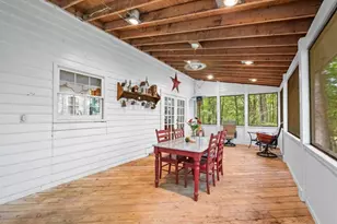 1165 Johnson Cir, Lawrenceville, GA 30046 - Photo 17