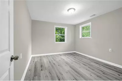 305 S 18th Street, Griffin, GA 30224 - Photo 15