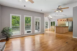 4341 Horder Ct, Snellville, GA 30039 - Photo 9