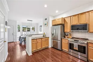 375 Highland Ave NE, Atlanta, GA 30312 - Photo 11